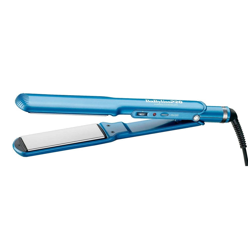 Plancha 9559 Análoga Nano Titanium Azul 1 1/2" Babyliss Pro